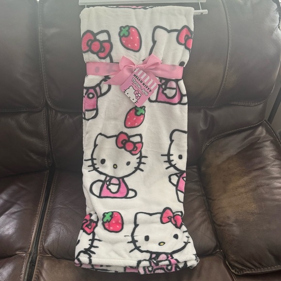 Hello Kitty with Strawberry Drink & Strawberries 60” x 70” Plush Throw Blanket - Picture 2 of 14